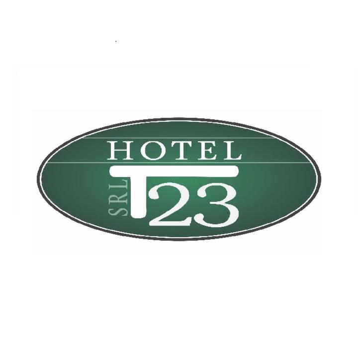 Hotel T23 Iasi Buitenkant foto