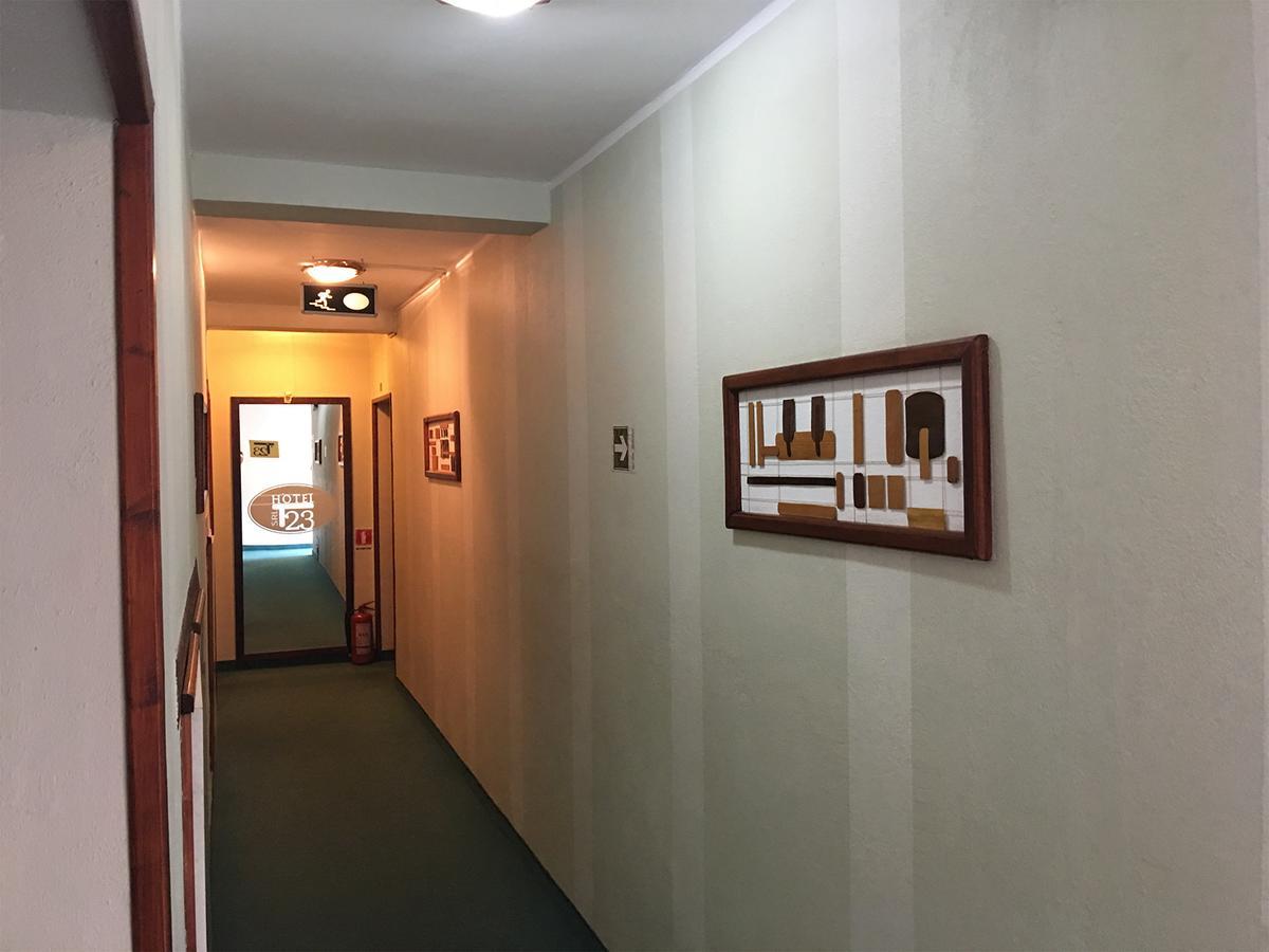 Hotel T23 Iasi Buitenkant foto
